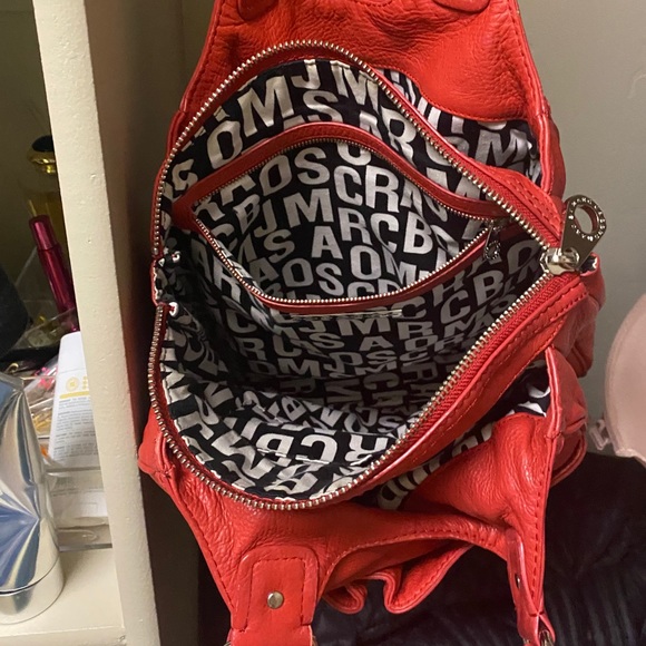 COPY - Marc by Marc Jacobs totally Turlock. Red. - Picture 2 of 7